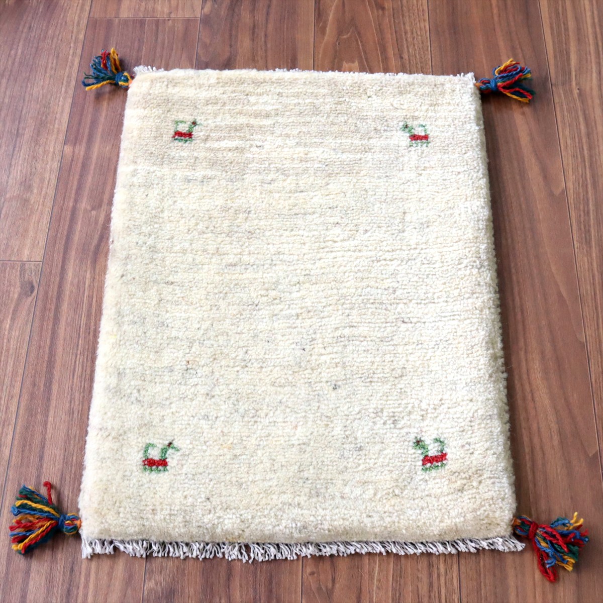 ギャッベ ミニギャベ イラン産 61×44cm ナチュラルアイボリー 四隅に動物
