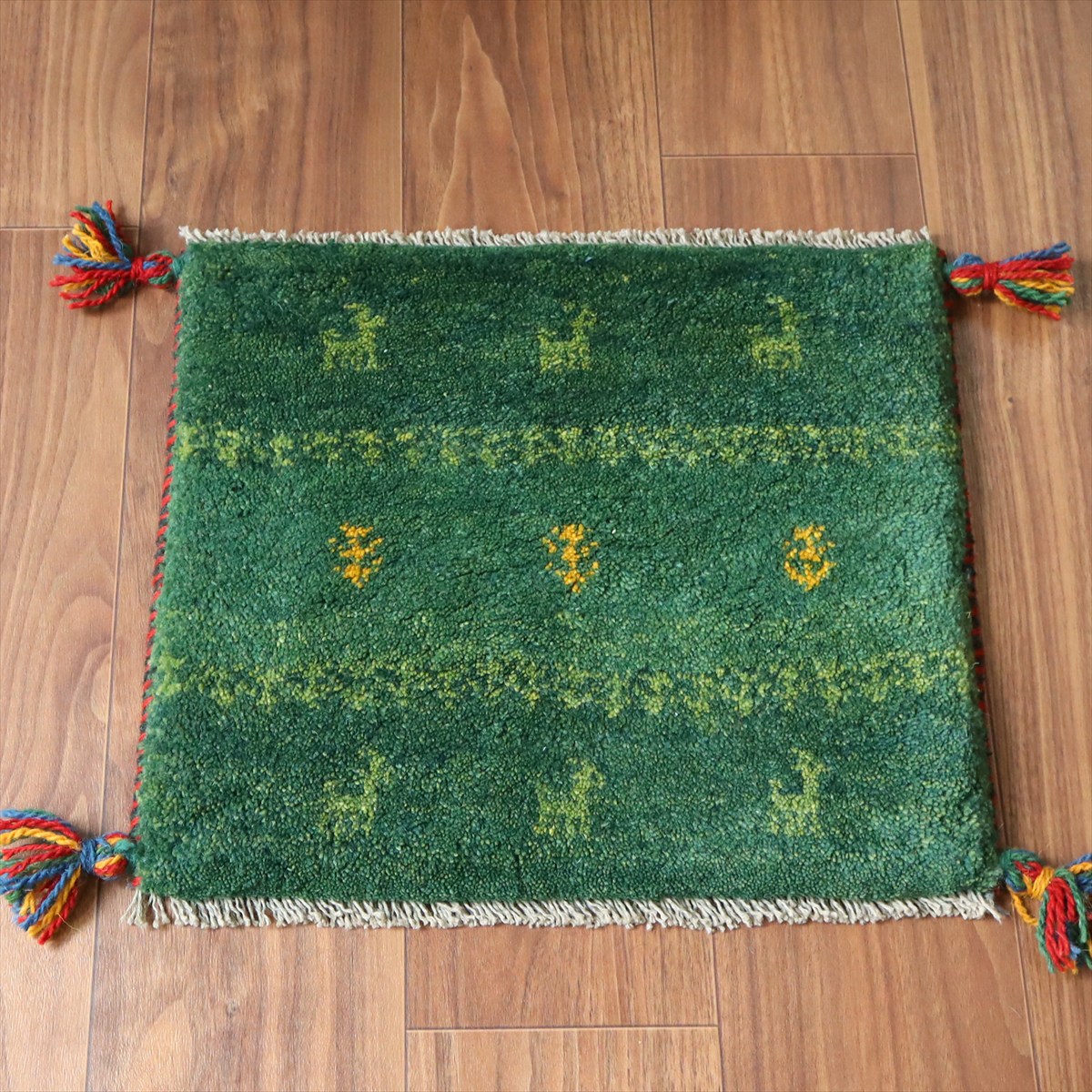 ギャッベ イラン産手織り 座布団サイズ 38×44cm グリーン 動物と生命の樹