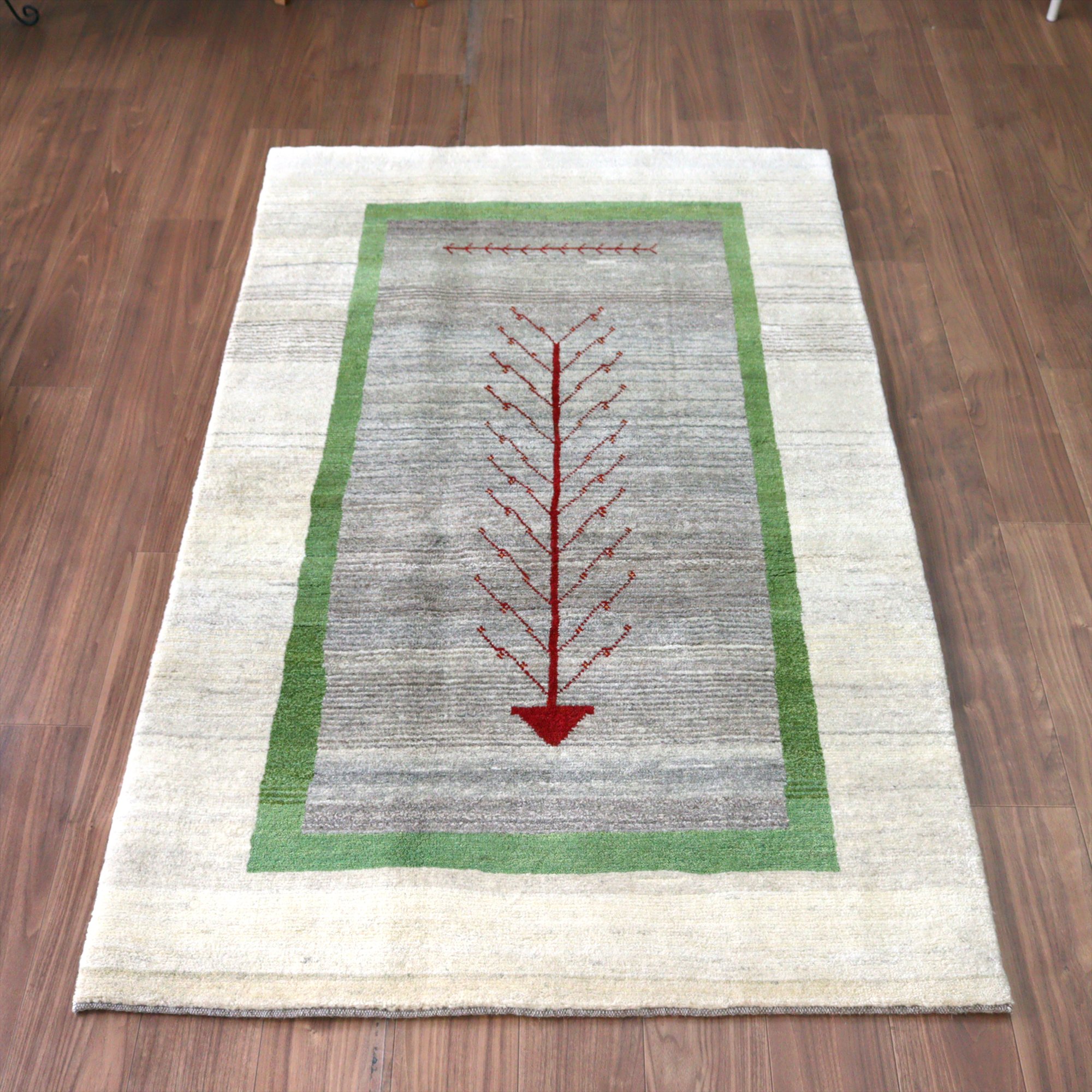 赤い生命の樹 ノマド 192x116cm イランの手織りラグ ギャッベ