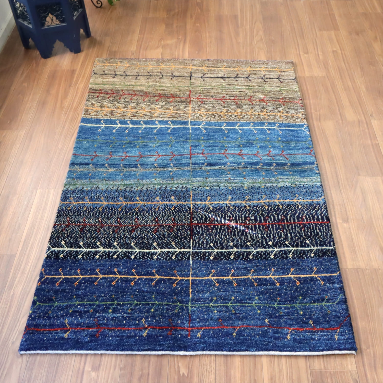 ギャッベ ノマド　 172x111cm ネイビー＆グレー　枝葉を伸ばす生命の木