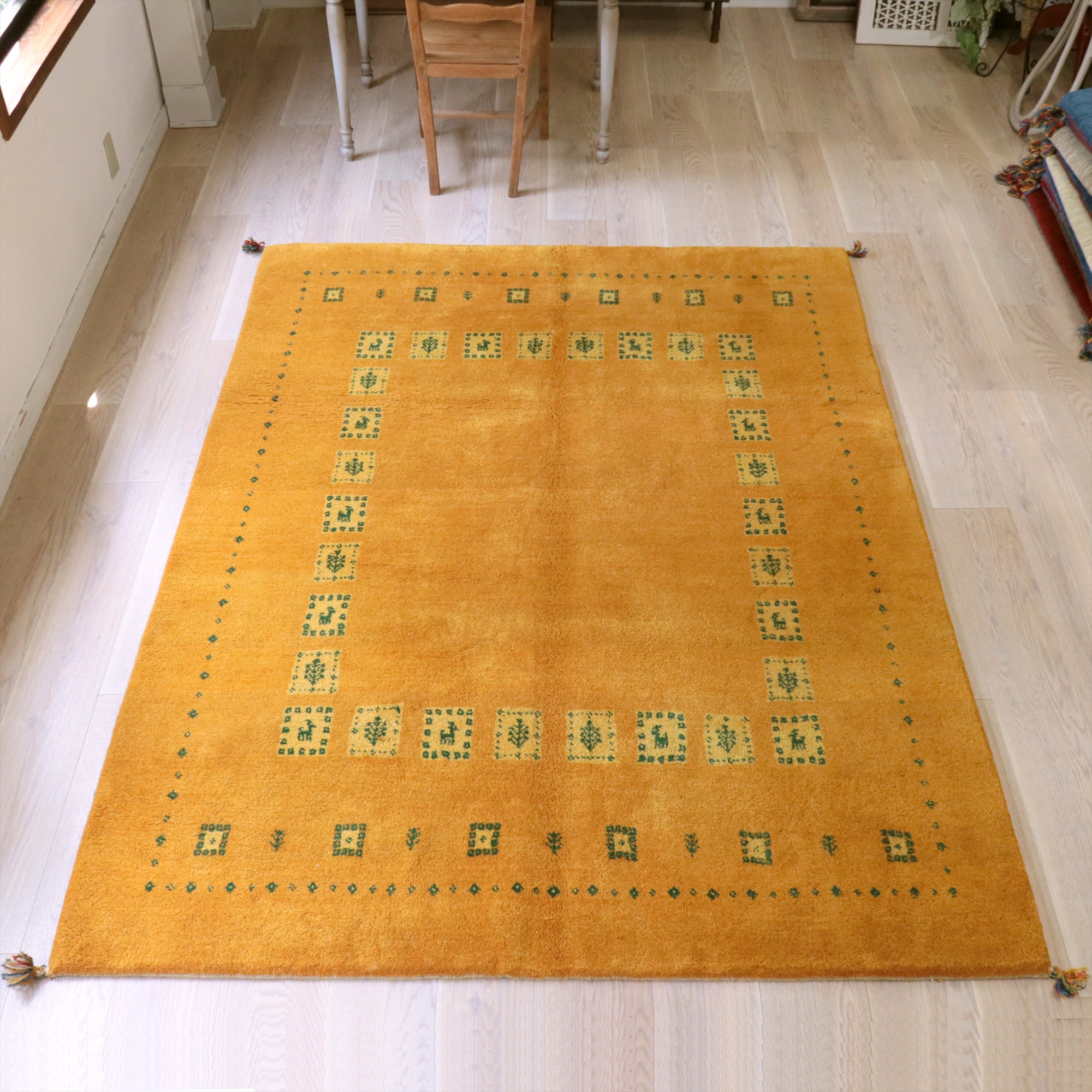 ギャッベ　イエロー　タイルモチーフ 233x172cm イラン産　手織りギャッベ