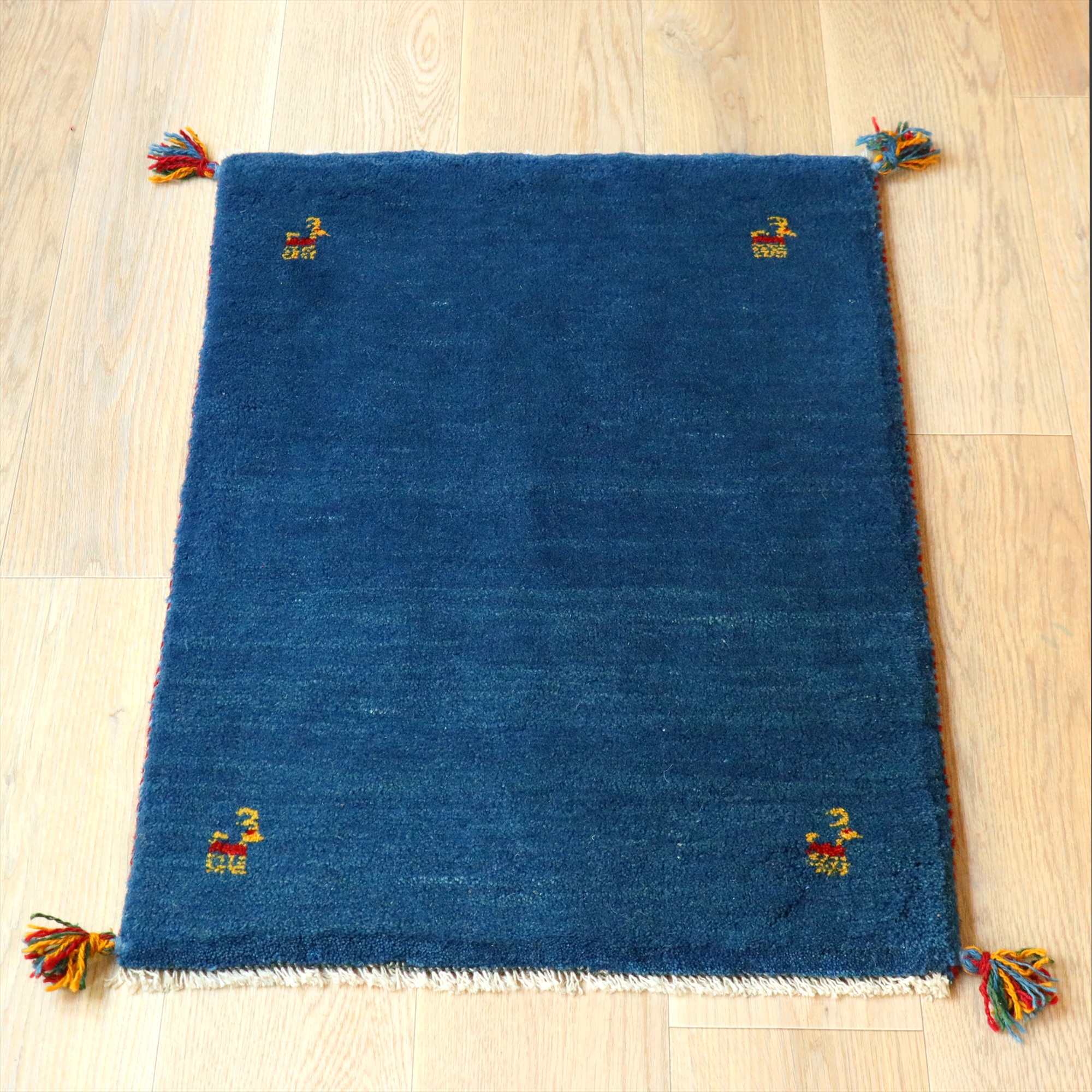 ギャッベ イラン産手織り 90×62cm 玄関マット　無地　シンプル　ブルー　青