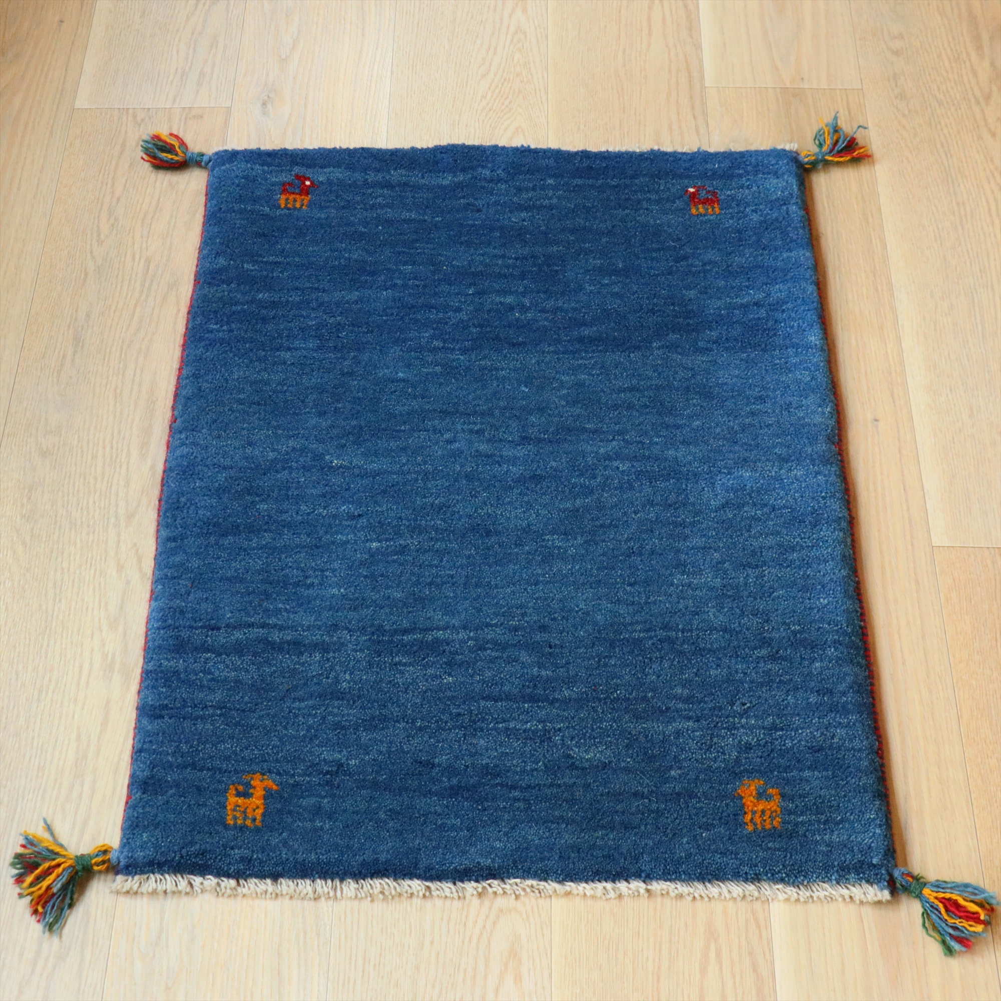 ギャッベ イラン産手織り 90×65cm ブルー　青　無地　シンプル