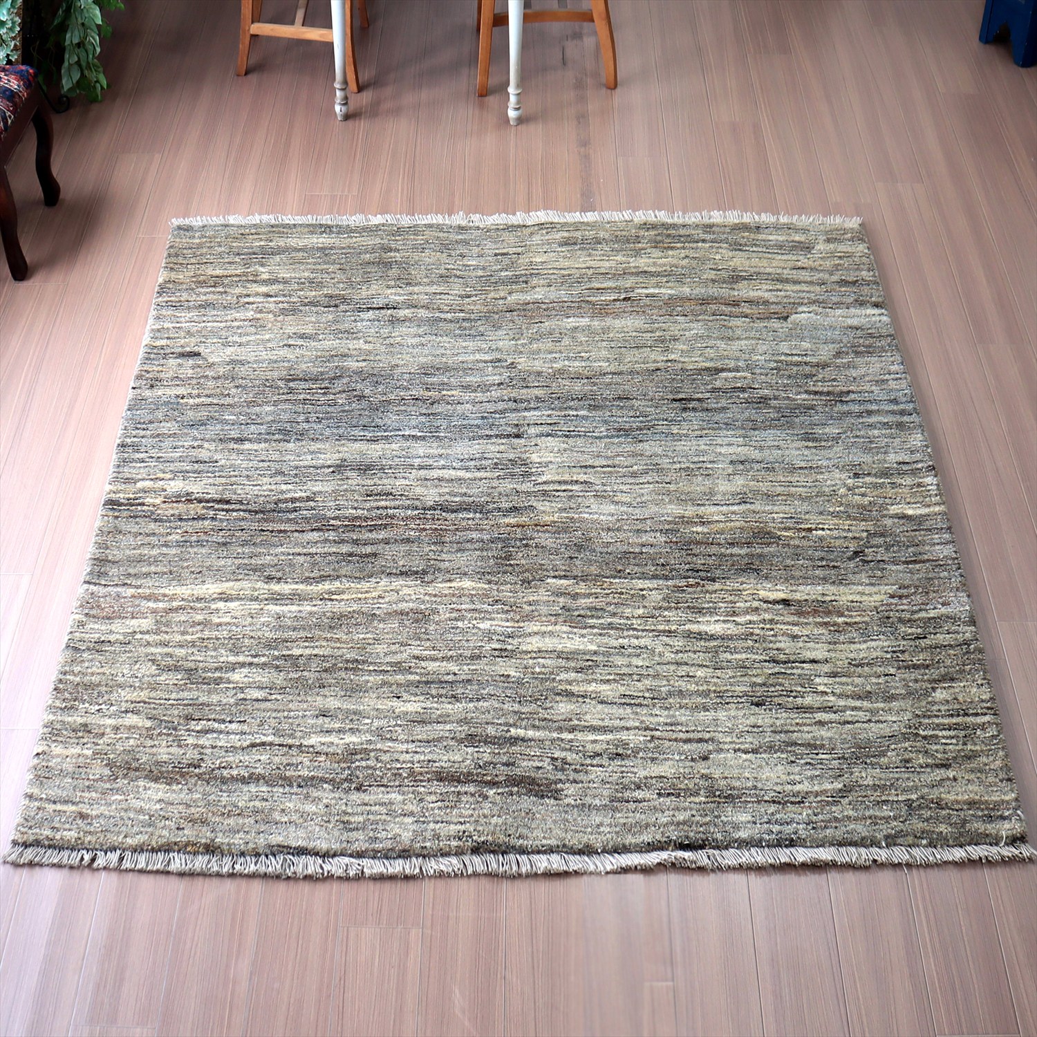 ギャッベ グレーグラデーション 無地　 192×195cm 天然の羊毛の色 モチーフのないシンプルギャッベ　イラン　手織り