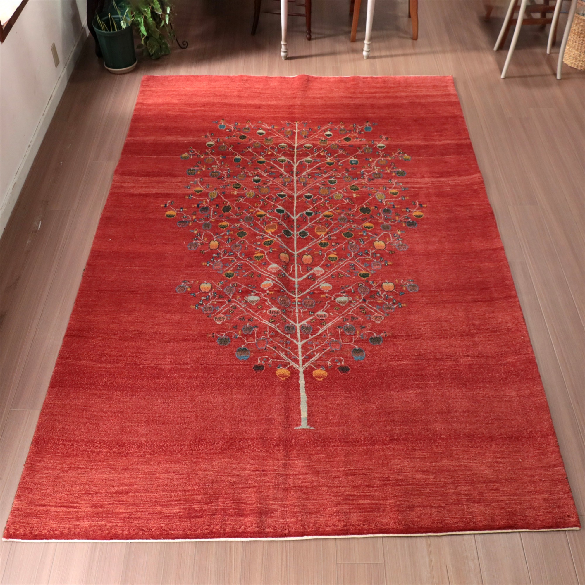 イラン産手織りギャッベ　レッド　ザクロの木299×190cm 細かな織りリズバフト