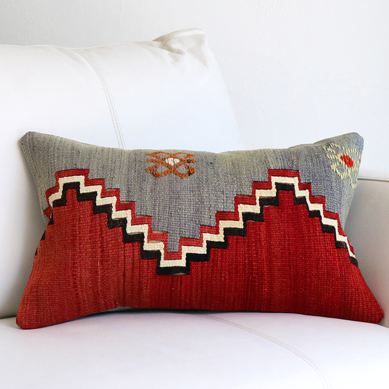オールドキリムクッション・長方形 51×31cm赤いジグザグ Turkish Old Kilim Cushion