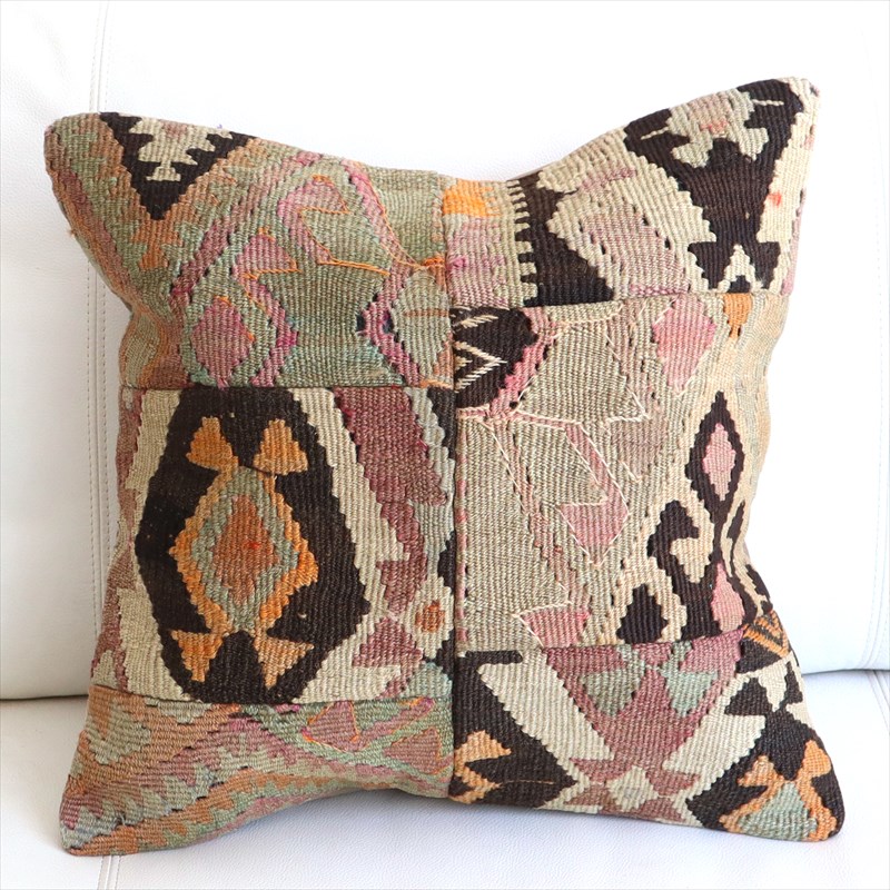 【15%OFF】クッションカバー キリムパッチワーク45×44cm Old Kilim Cushion