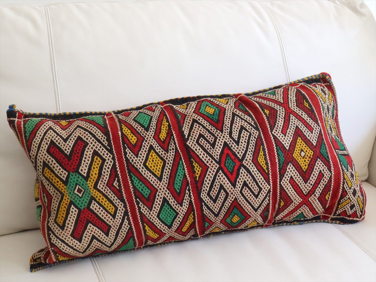 オールドキリムクッション モロッコ オリジナル66×33cm ベルベル族　細かなジジム織り