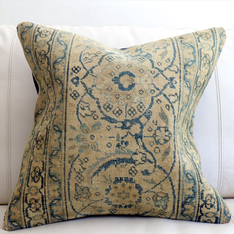 ヴィンテージ 絨毯クッション45×45cm ブリーチしたアンティーク加工 Old Carpet Cushion
