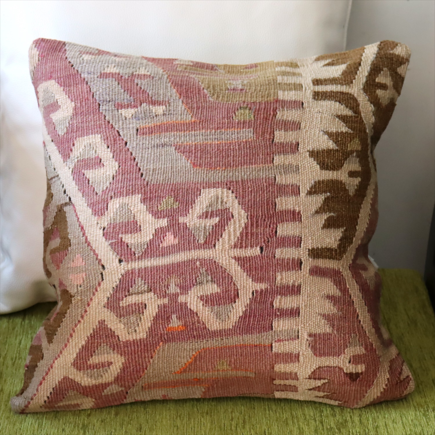 オールドキリム クッションカバー41×40cm カイセリ地方 チフカナットキリム