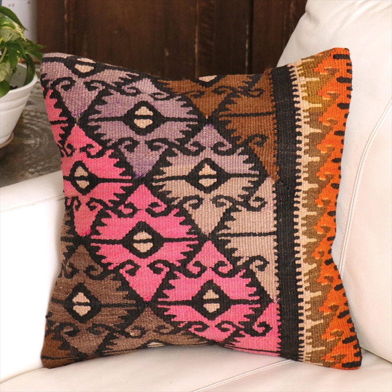 オールドキリム クッションカバー 40cm角 40×40cm エルズルム　連なるエリベリンデ