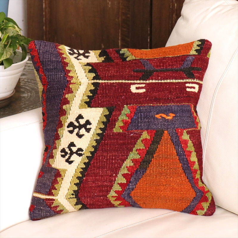 オールドキリム クッションカバー 40cm角 40×40cm エミルダア　エリベリンデモチーフ　トルコキリム