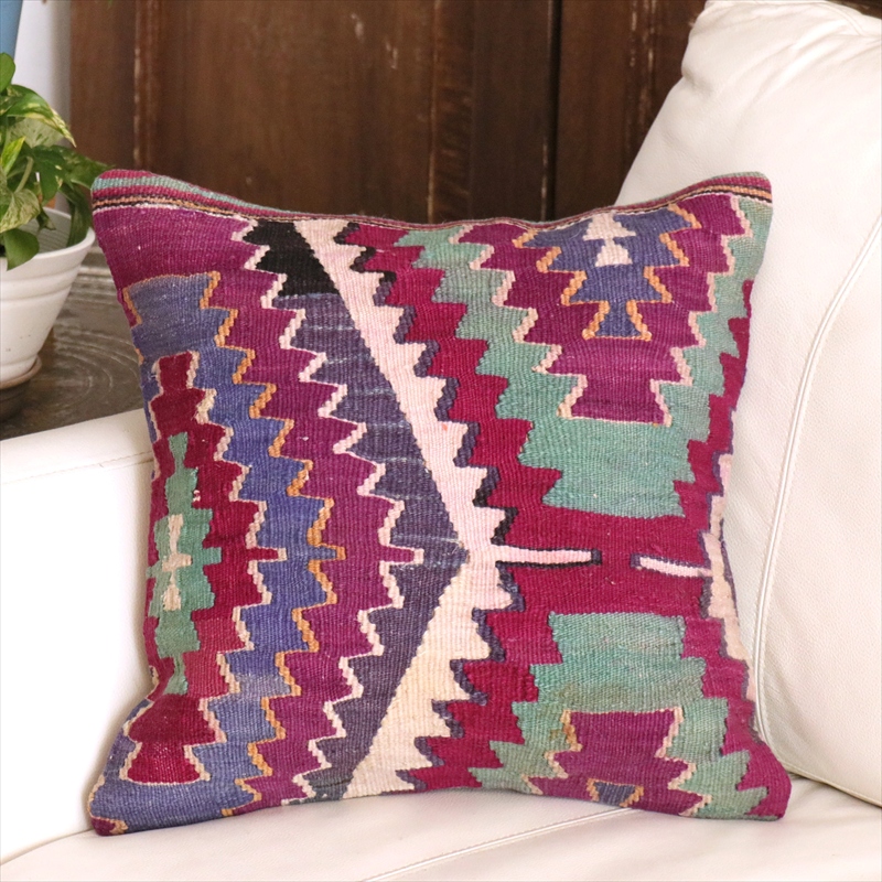 オールドキリム クッションカバー 40cm角 40×40cm フェティエ　アカムラサキのジグザグ