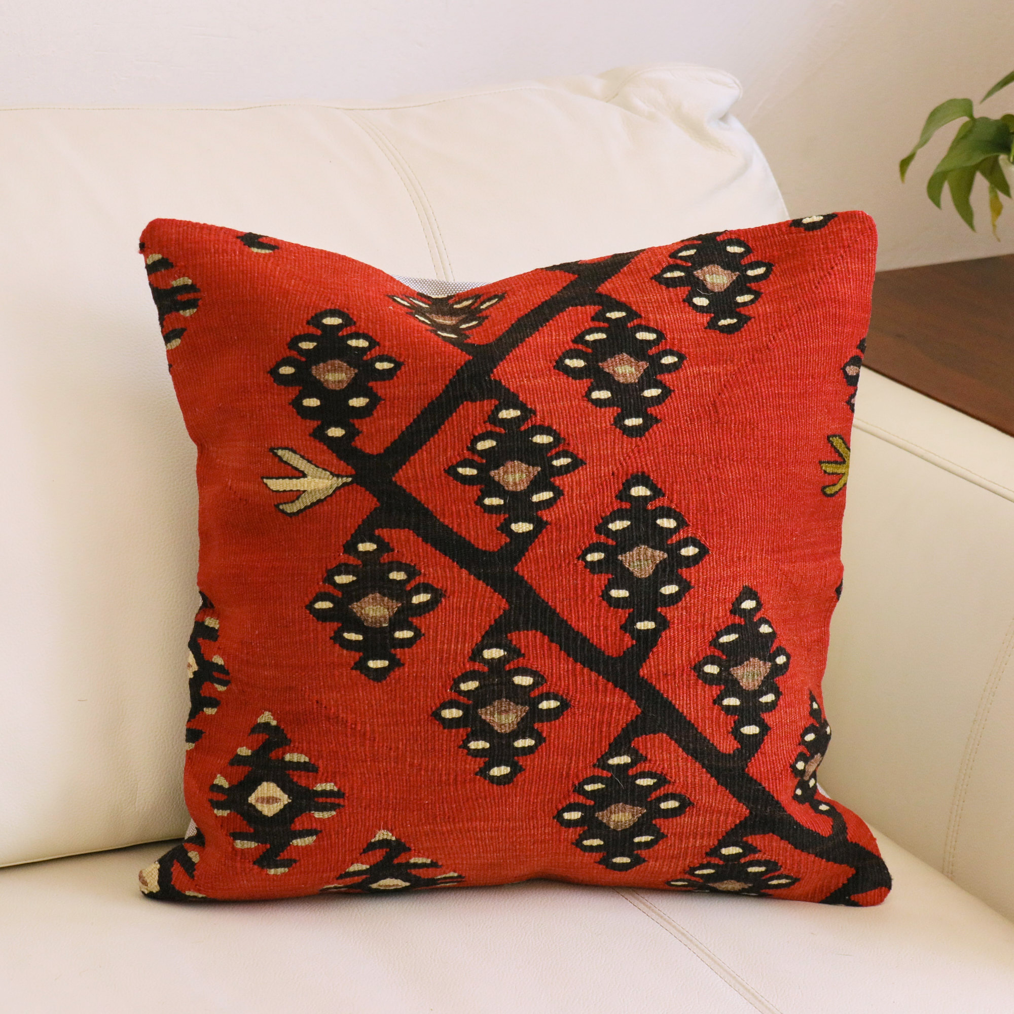 オールドキリムクッションカバー　40cm角サイズ シャルキョイ Antique Kiilim Cushion