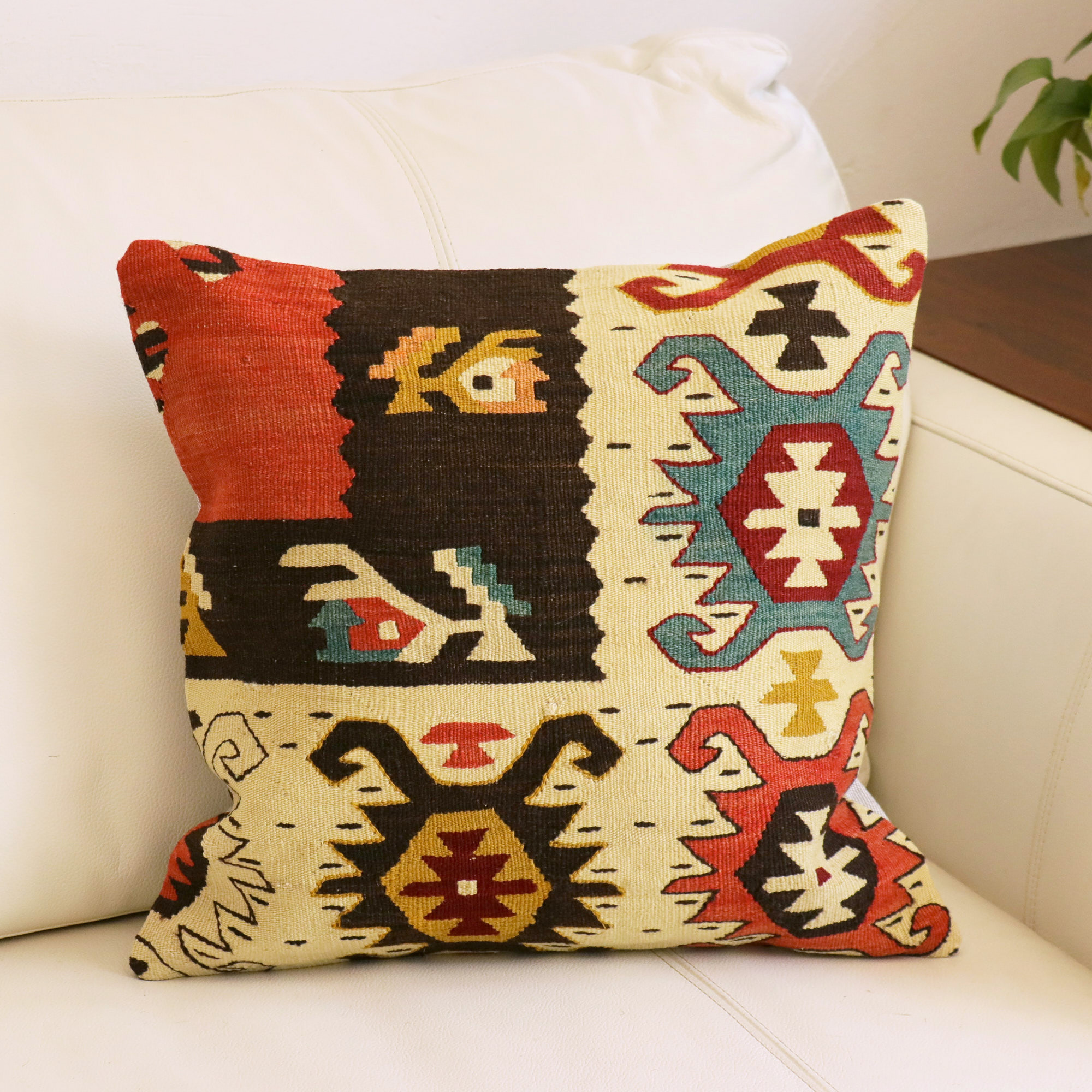 オールドキリムクッションカバー　40cm角サイズ シャルキョイ Antique Kiilim Cushion
