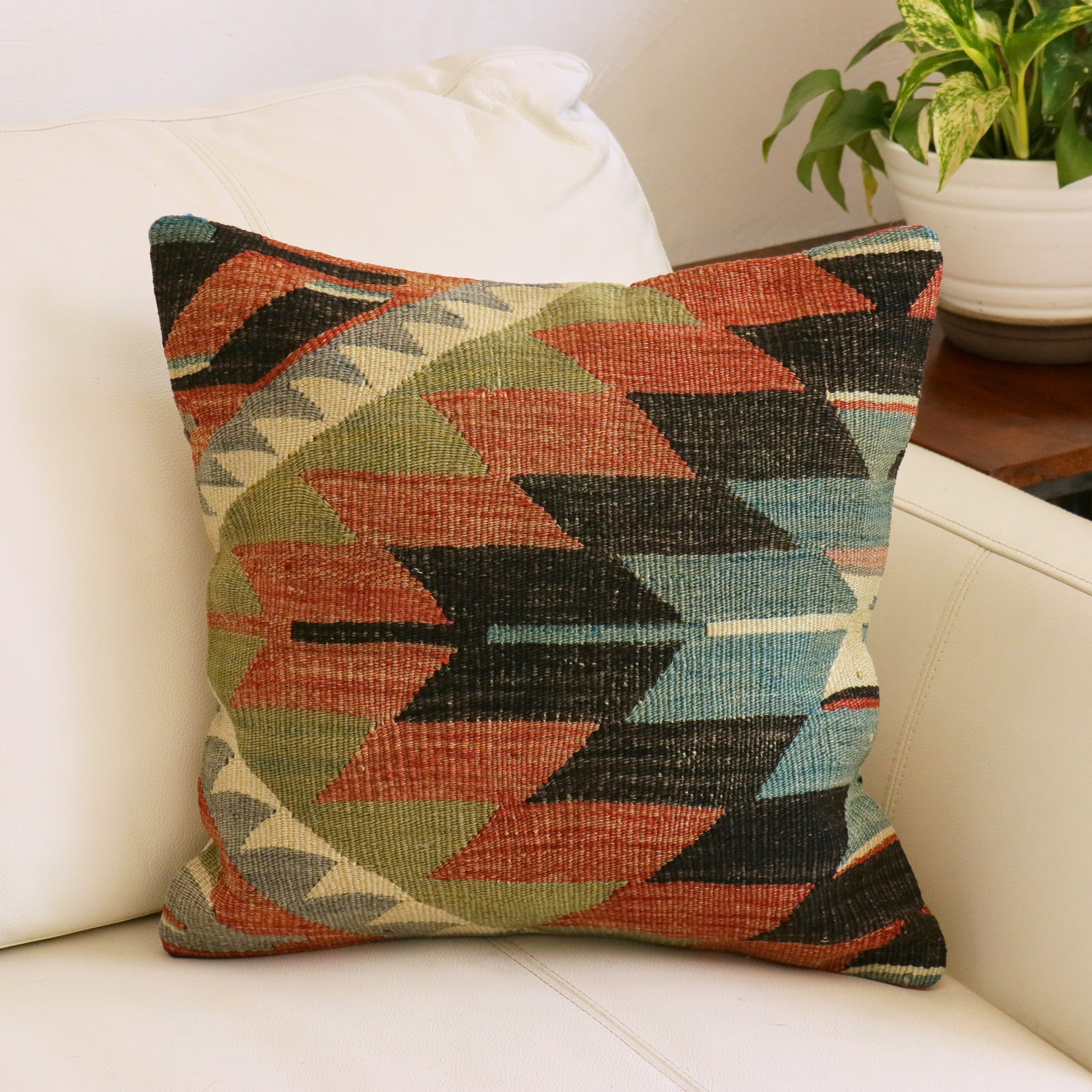 オールドキリムクッションカバー　40cm角サイズ エシュメ  Old Kilim Cushion