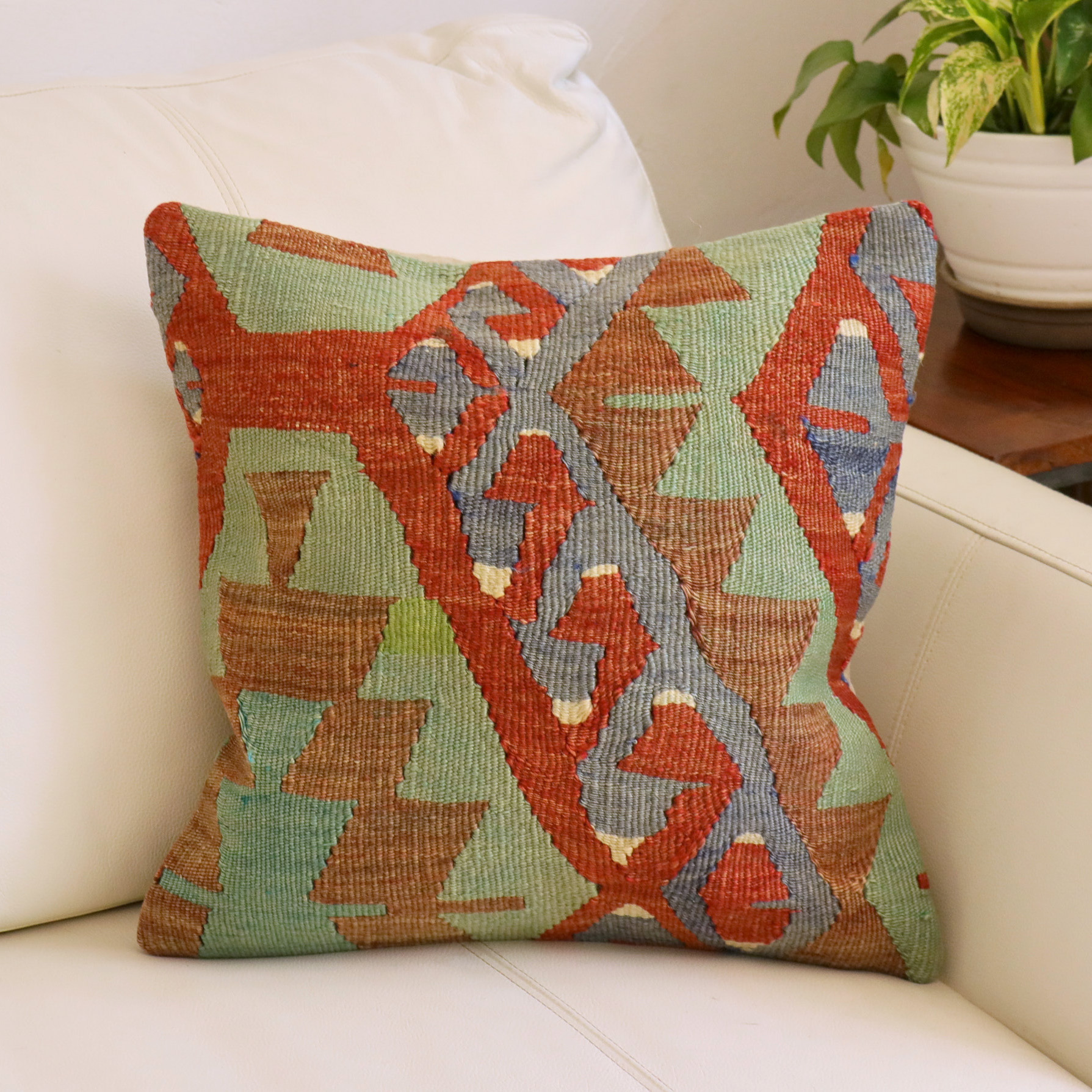 オールドキリムクッションカバー　40cm角サイズ エシュメ  Old Kilim Cushion