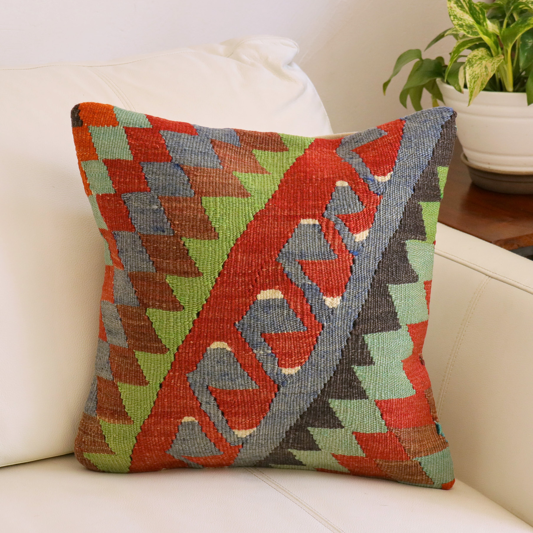 オールドキリムクッションカバー　40cm角サイズ エシュメ  Old Kilim Cushion