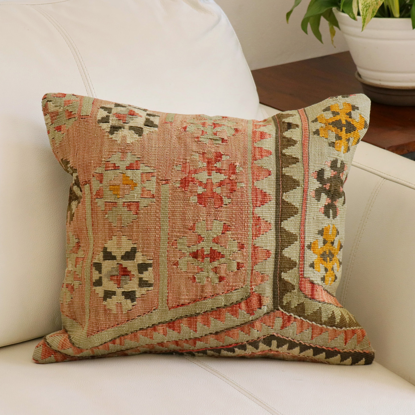 オールドキリムクッションカバー　40cm角サイズ シワス Old Kiilim Cushion