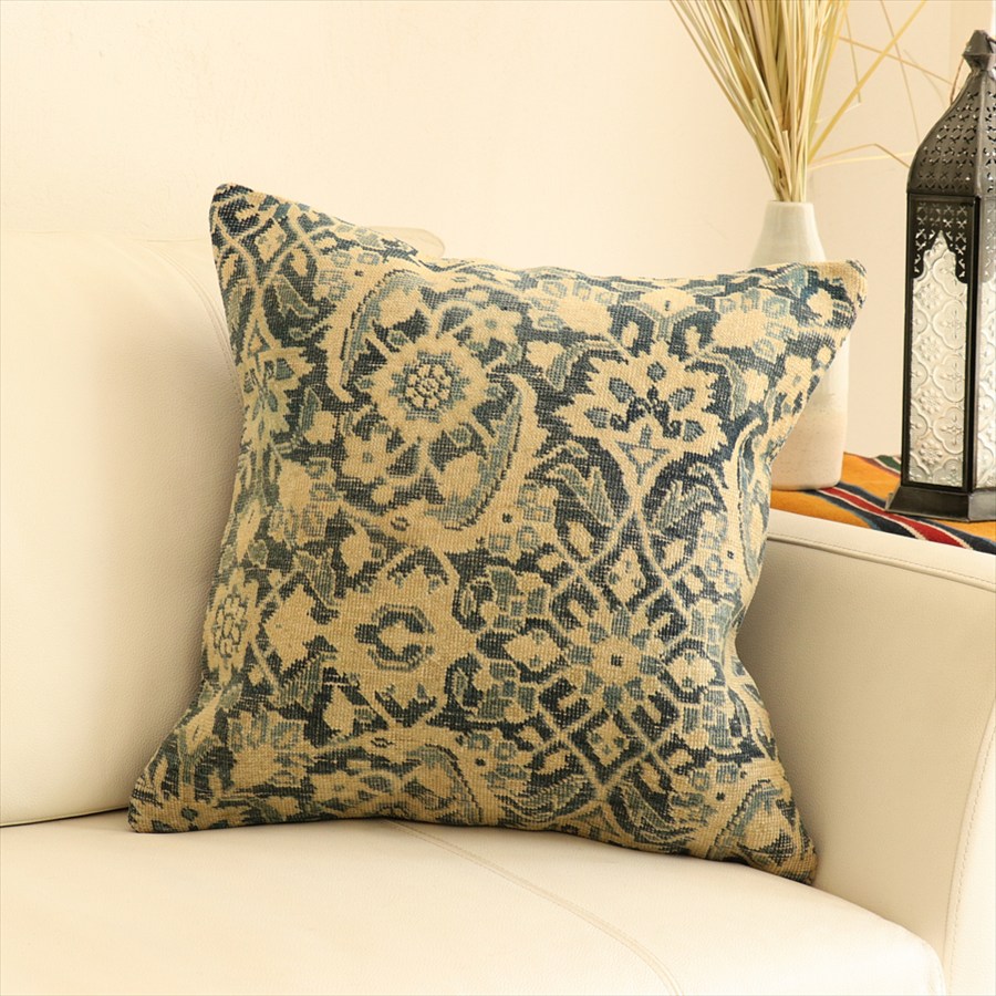 絨毯クッション ヴィンテージ44×44cm ブリーチしたアンティーク加工 Old Carpet Cushion