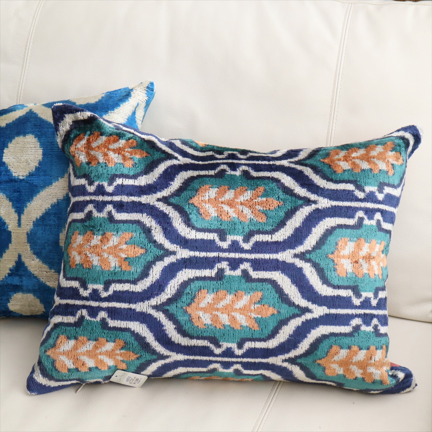アトラス ベルベットイカットクッションカバー　両面シルク タイル柄　ブルーｘグリーン Silk Velvet Cushion - Double-Sided Design