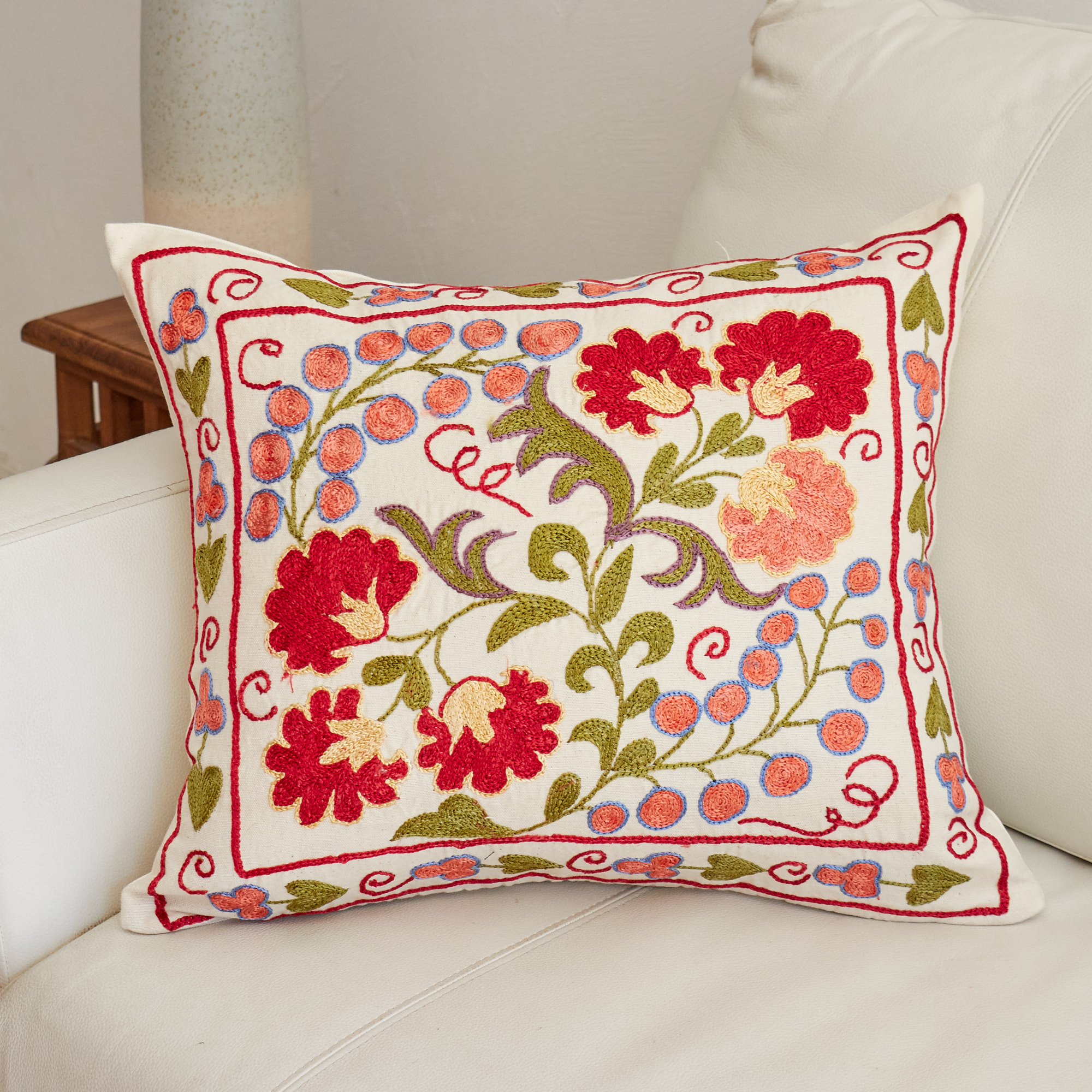 スザンニ刺繍 クッションカバー47×40cm ウズベキスタン　Suzani スザニ