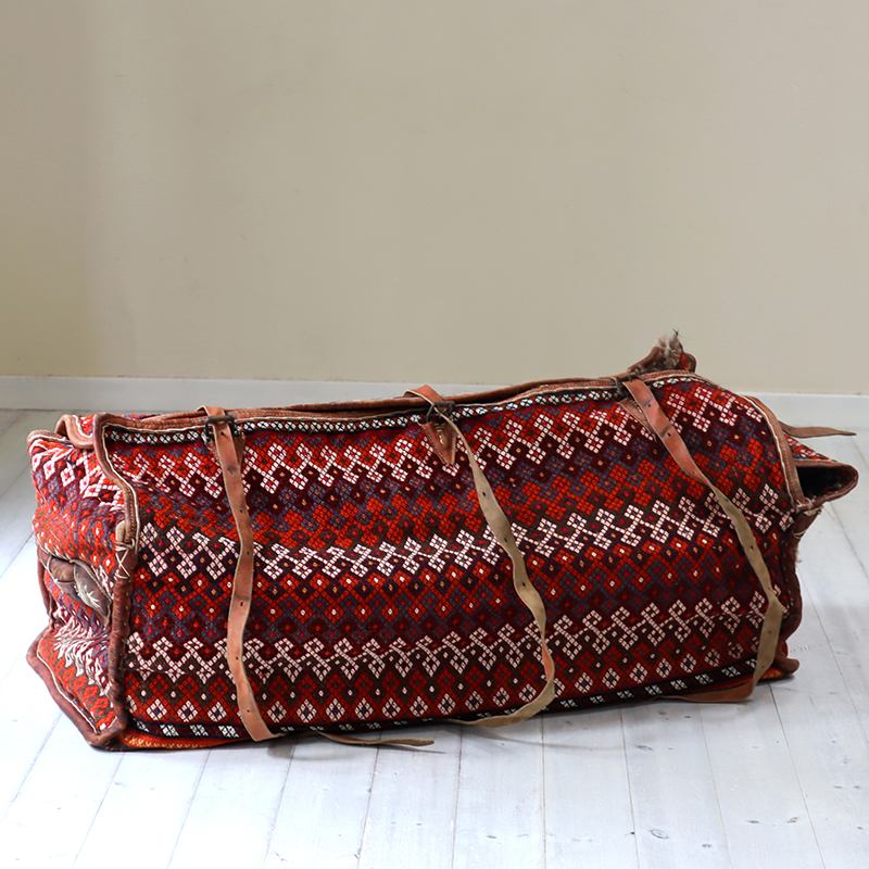 カシュカイ族マフラシュ　オリジナル遊牧民の生活道具/家財道具を収納する袋
