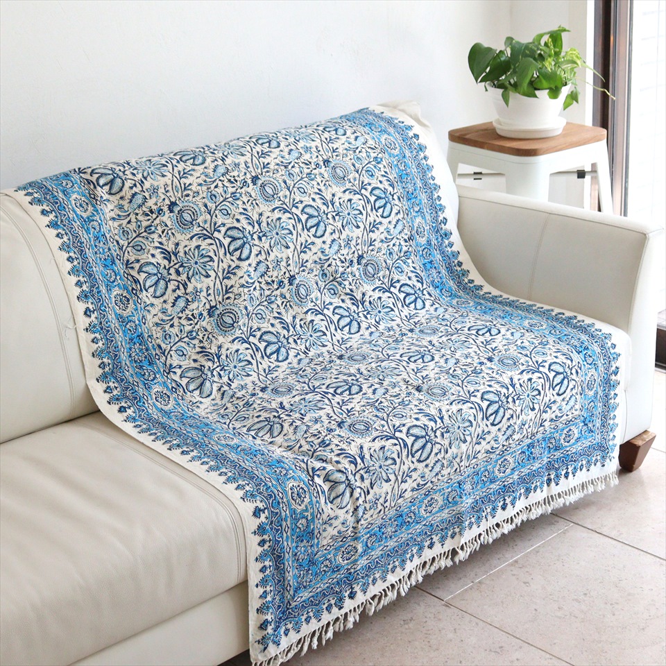 ペルシャ更紗 イラン手染め布 150×101cm ブルー系 フラワー柄 イラン手染め布 テーブルクロス ソファーカバー