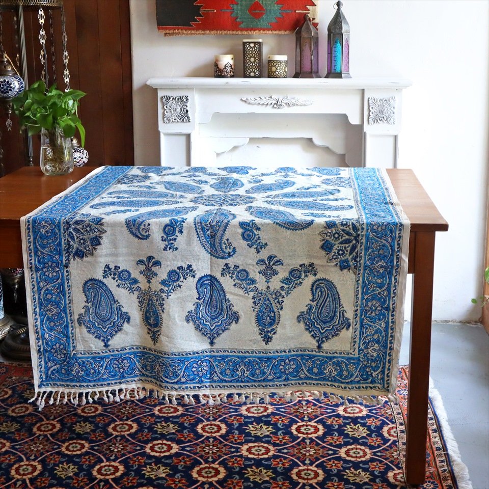 ペルシャ更紗 イラン手染め布 146×98cm ブルー系 ペイズリー テーブルクロス ソファーカバー