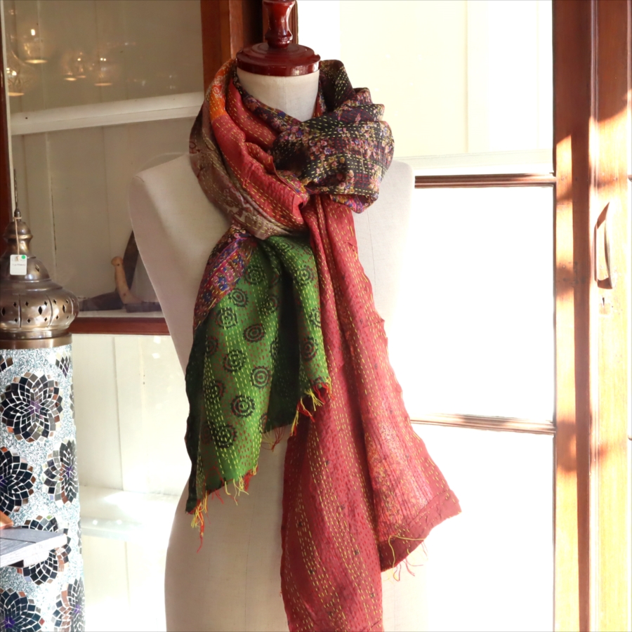 カンタ刺繍　シルクストール Kantha embroidery, India 206×48cm  【一点もの　現品】