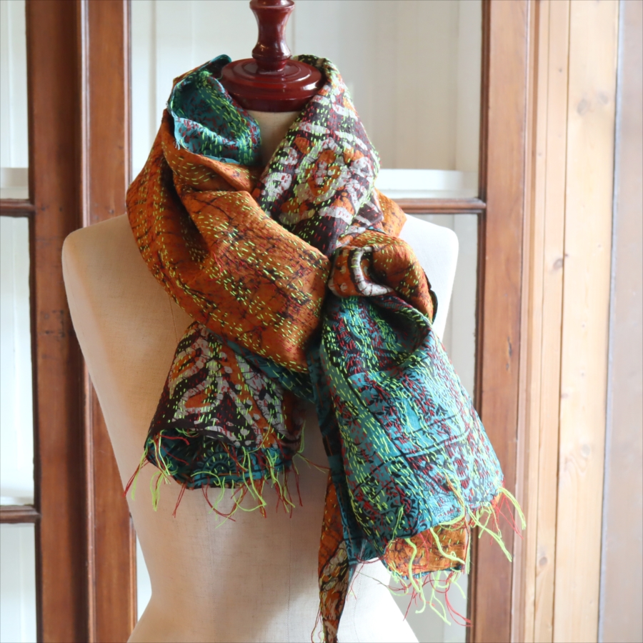 カンタ刺繍　シルクストール Kantha embroidery, India 182×50cm  【一点もの　現品】