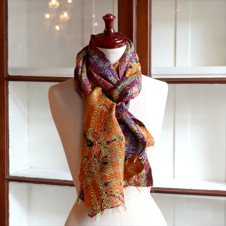 カンタ刺繍　シルクストール Kantha embroidery, India 178×48cm  【一点もの　現品】