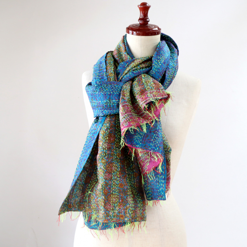 カンタ刺繍 シルクストール インド リサイクルサリー 206×82cm 幅広 大判ストール パープル、ライトグリーン/ブルー 一点もの 現品