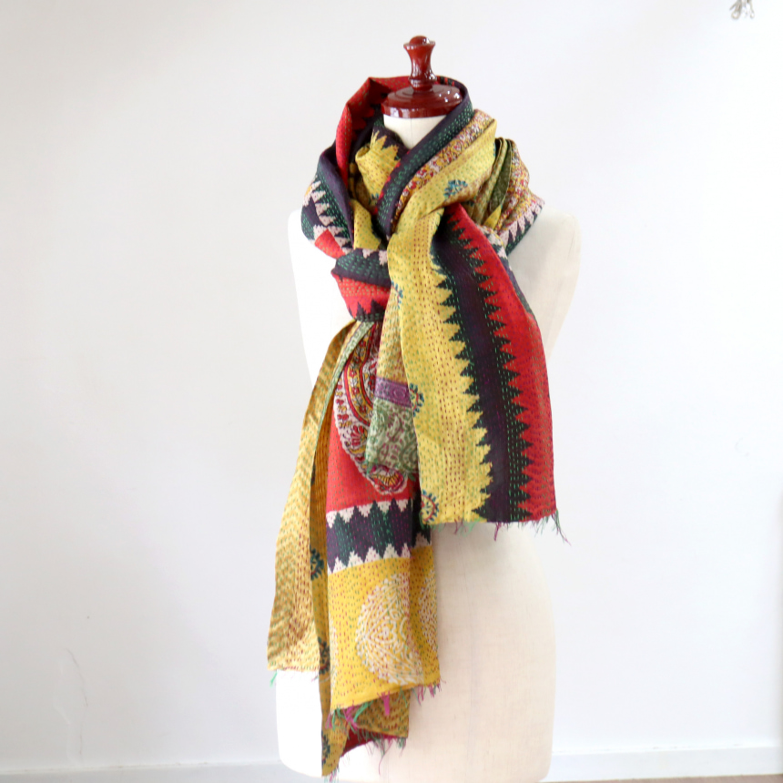 カンタ刺繍 シルクストール インド リサイクルサリー 224×91cm 幅広 大判ストール レッド、イエロー/イエロー 一点もの 現品