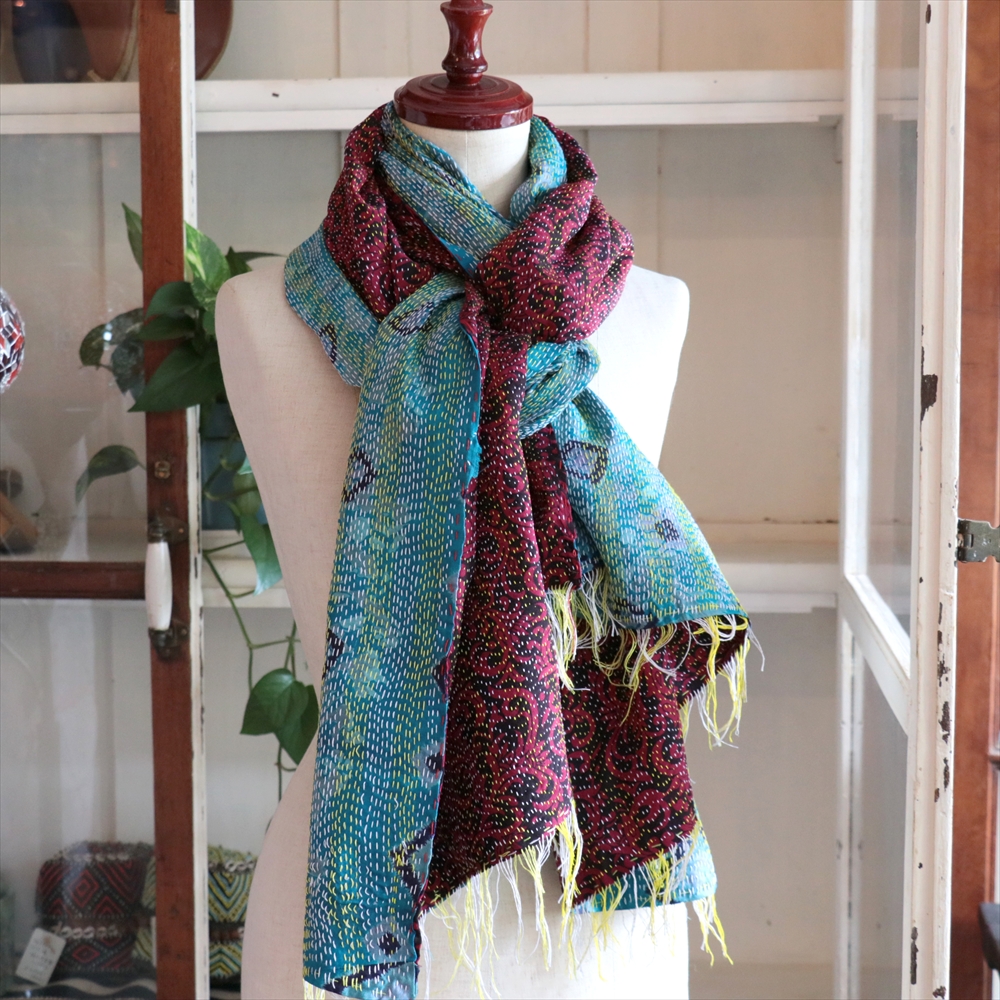 カンタ刺繍 シルクストール Kantha embroidery, India 刺し子<br>濃いトルコブルー×ローズピンク