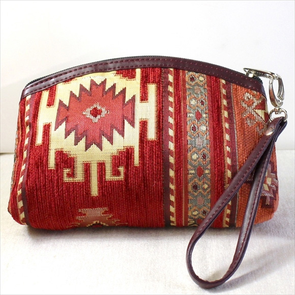 トルコデザインのポーチ シュニール素材ベレケット レッド