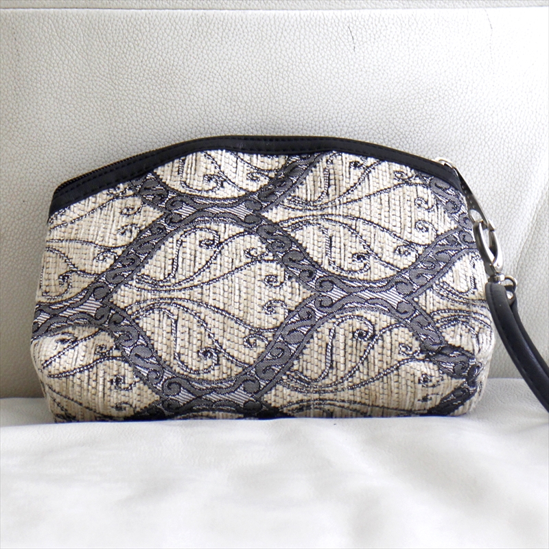 トルコデザインのポーチ シュニール素材 クレスト レッド