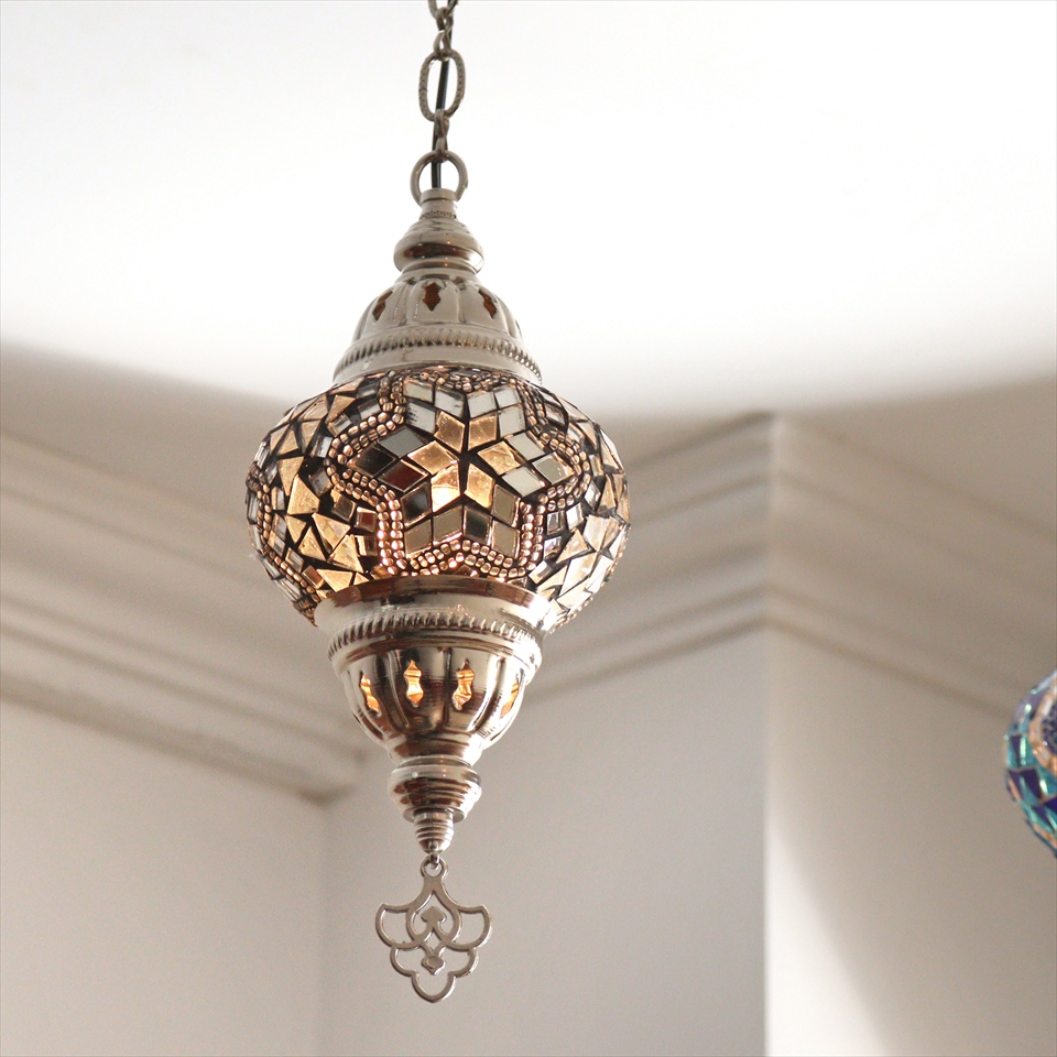 トルコランプ モザイクペンダントランプ 直径13cm 全高67cm ホワイト シルバーカラーの灯具