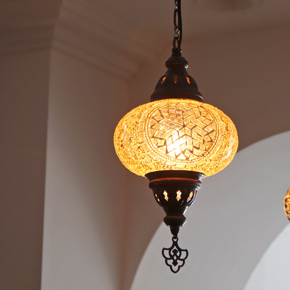 トルコランプ モザイクランプ ペンダントランプ 直径16cm アンバーイエロー