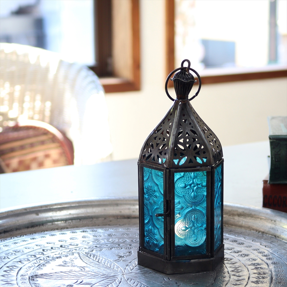モロッコランタン・キャンドルホルダー　高さ17.5cm　カラーガラス6面のレリーフガラス　Morocco Lantern Candle holder　ターコイズブルー