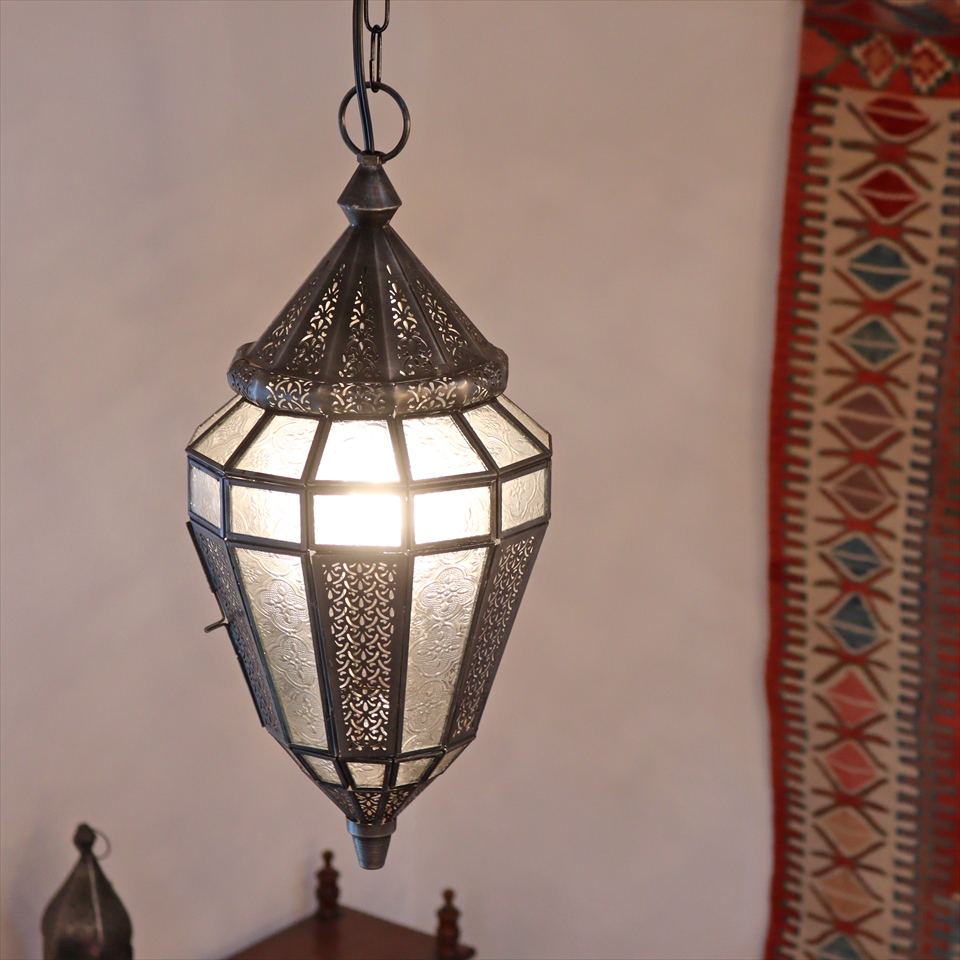 【10%OFF】モロッコランプ ガラスペンダントライト 多面体形ランプ 全高80cm 直径21cm クリア 多面体のレリーフガラス
