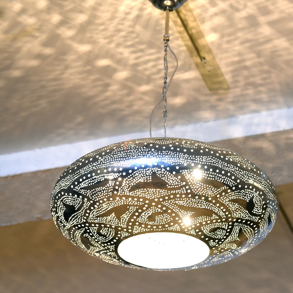 モロッコランプ/メタルシェード・ペンダントランプ 直径44cm Moroccan Metal shade Lamps UFO  エジプト製/ロータス E17 25W 白熱球付き