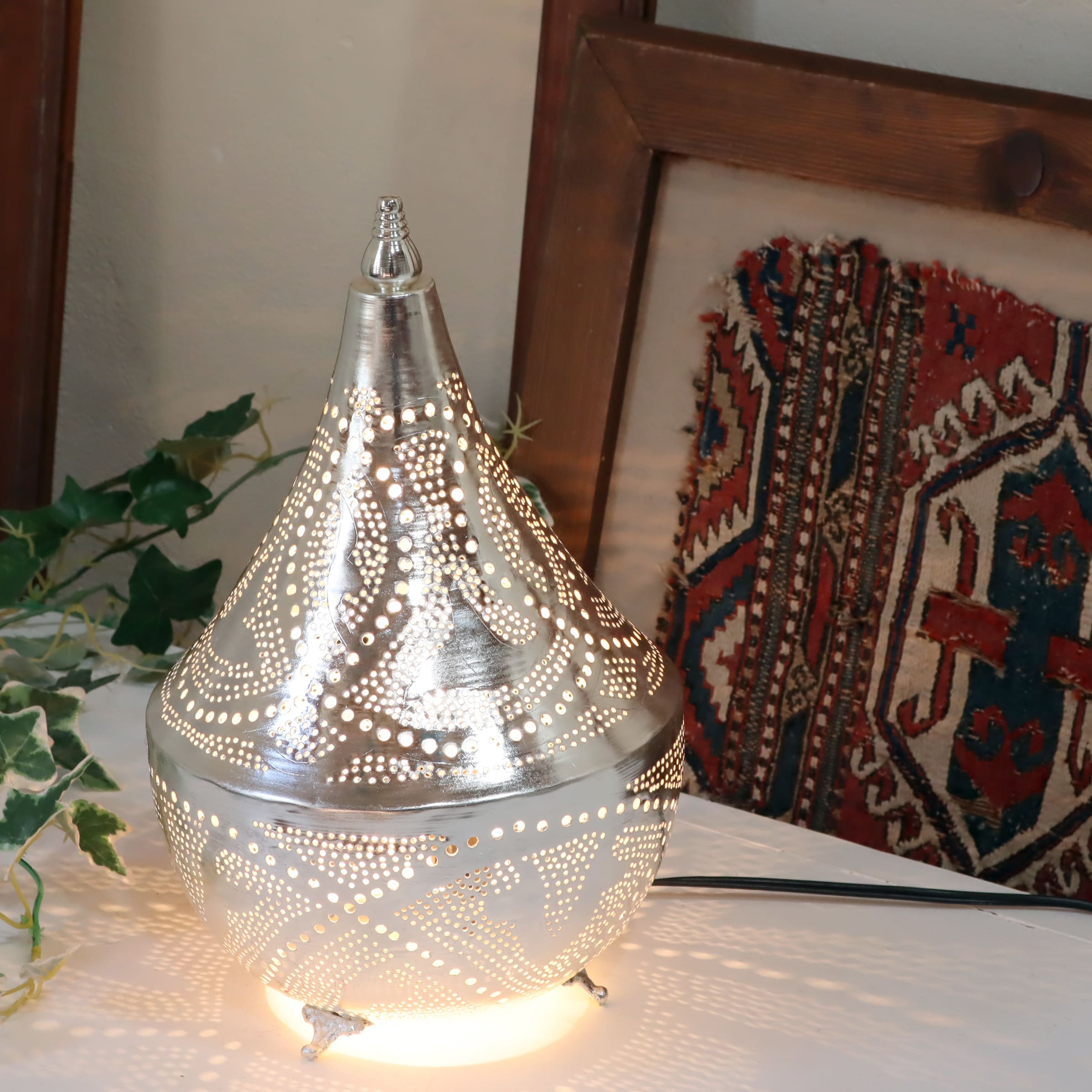 モロッコ メタルシェード・スタンドランプ/Moroccan　Metal shade Lamps エジプト製 Φ19cm/Tajineシルバー色/ロータス