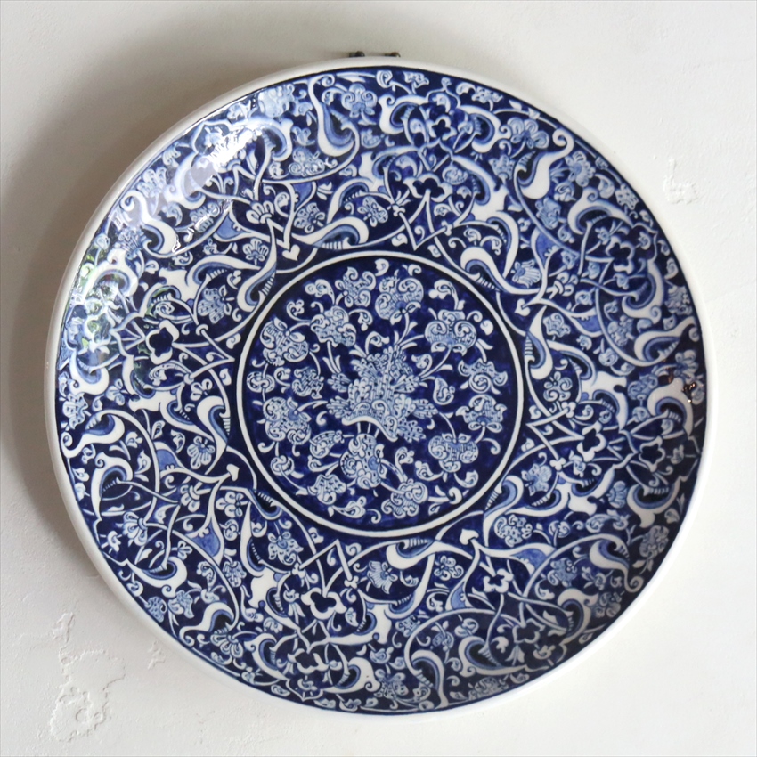 手書き絵皿　トルコ　ミュージアムピース細かなアラベスク文様　藍色