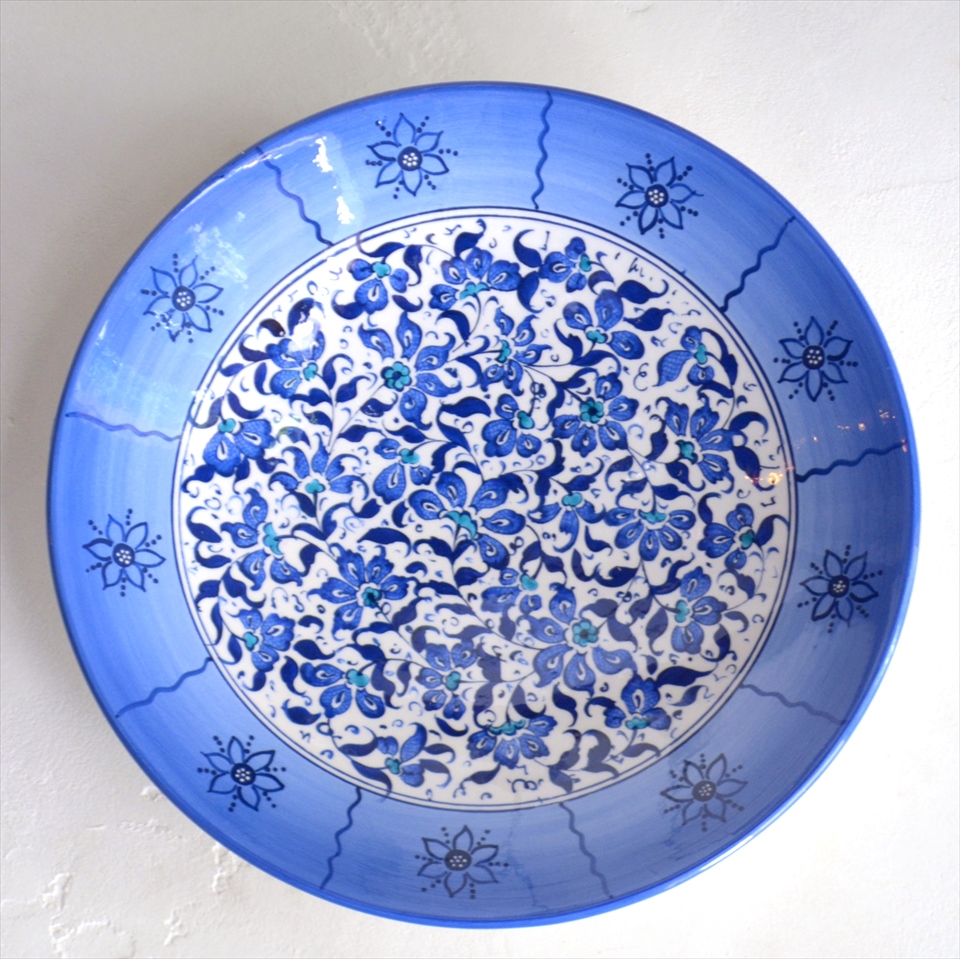 キュターヤ陶器 手書き絵皿 ブルーフラワー 30cmプレート