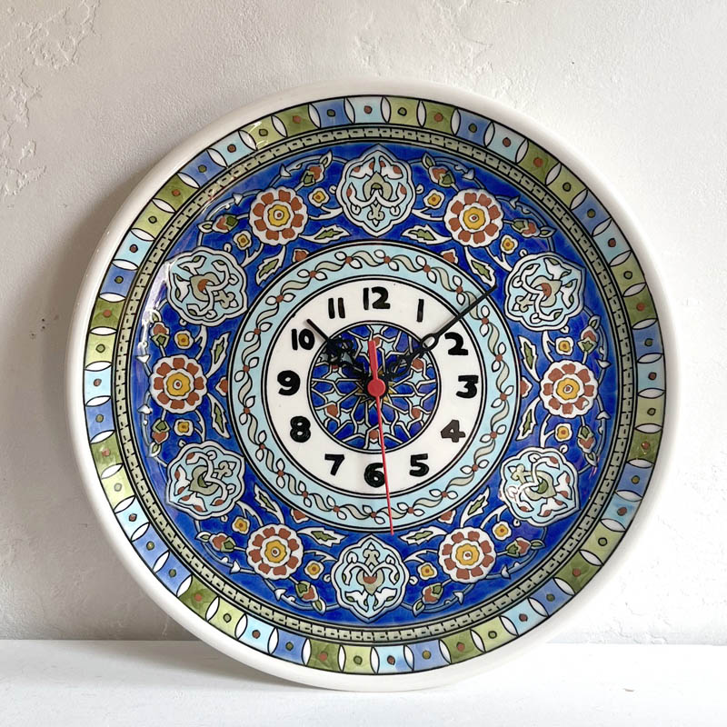 トルコの手描き絵皿 壁掛け時計 直径30cmアルハンブラ・アラベスク柄