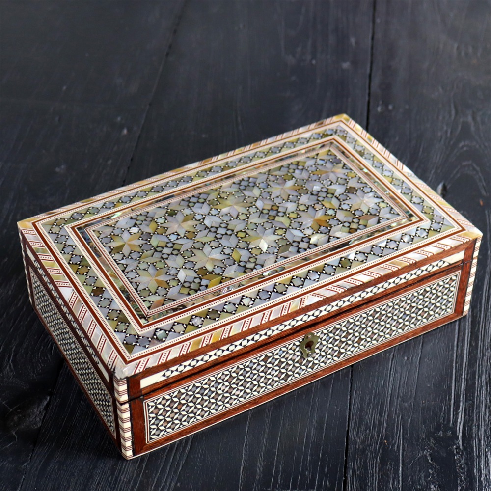 【15%OFF】Mother of Pearl 螺鈿(らでん）のジュエリーボックスエジプト製イスラミックな幾何学デザインの宝石箱