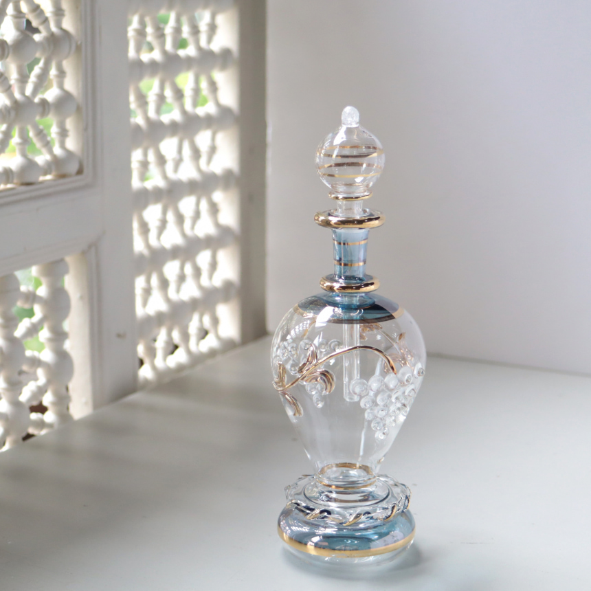 エジプトガラス香水瓶　Egyptian Perfume Bottle　ブルー　18cm　葡萄のレリーフ