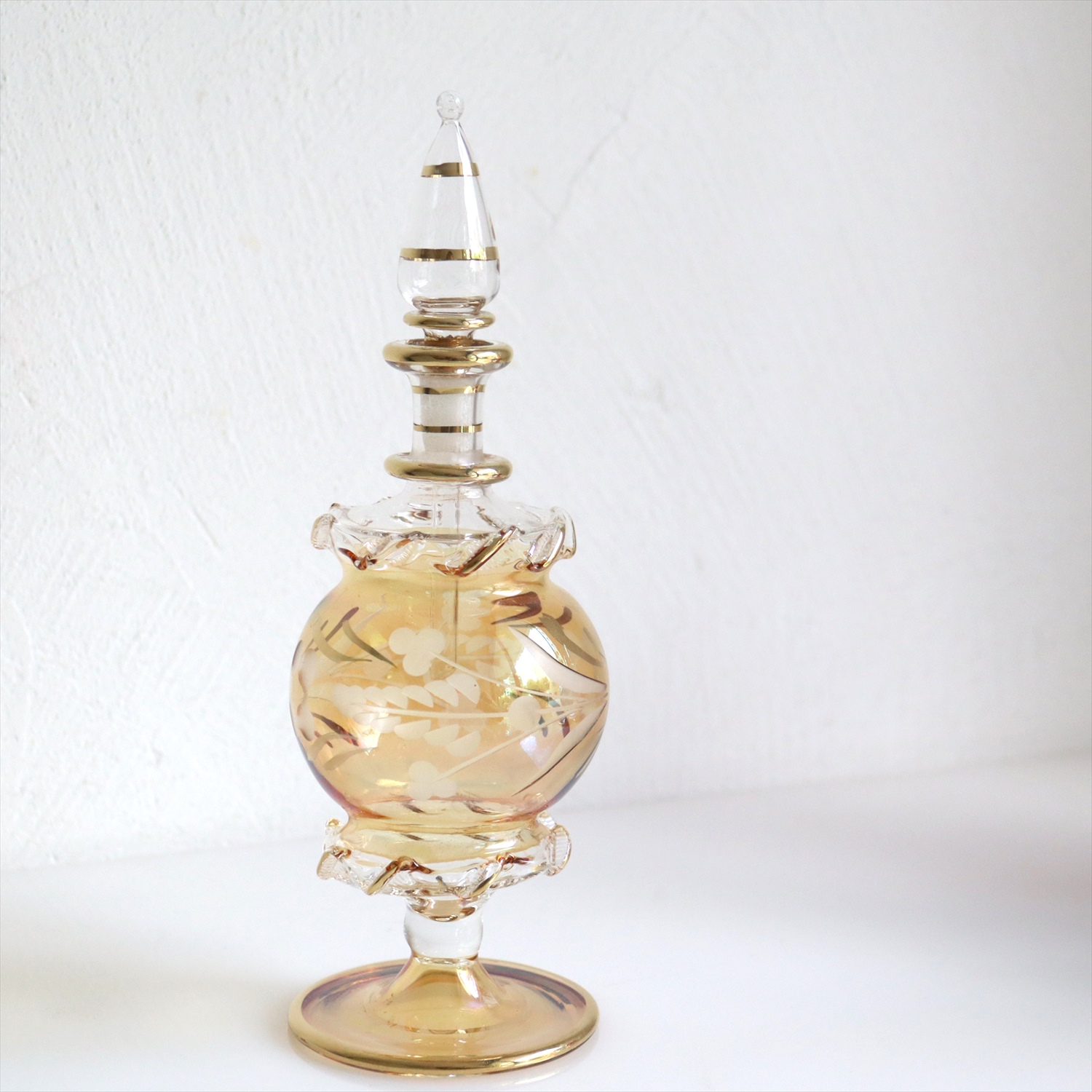 エジプトガラス香水瓶　クレオパトラ　18cm　イエロー　小花モチーフの切子細工