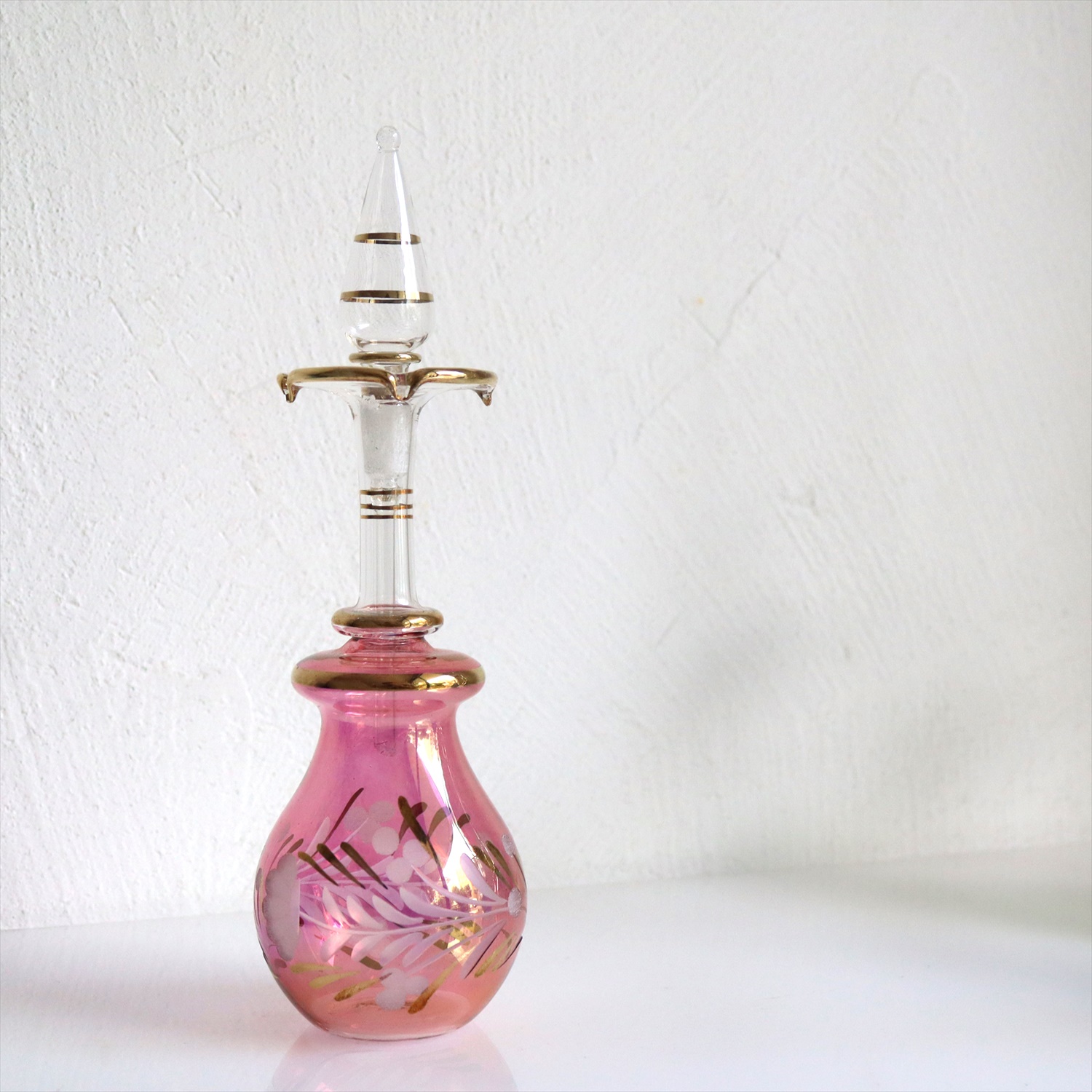 エジプトガラス香水瓶　Egyptian Perfume Bottle　18cm ピンク